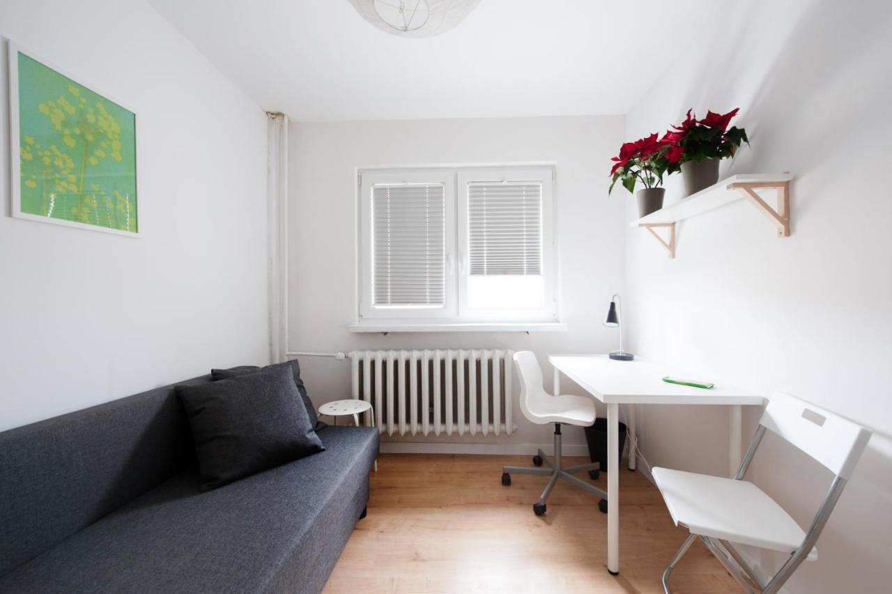 Room, Kochanowskiego 32 Varşova Dış mekan fotoğraf